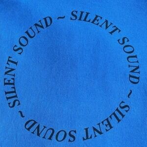 Silent Sound Books Circle Logo T-Shirt Blue Size Medium